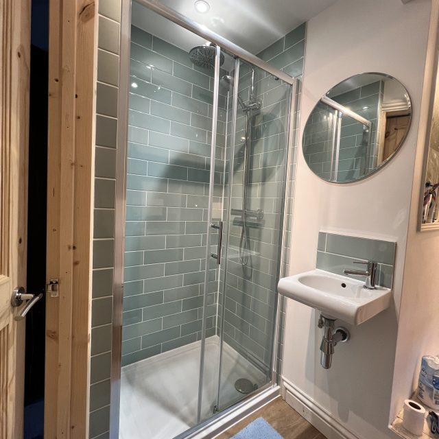 En-suite 1